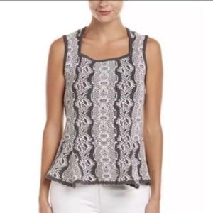 Adorableeee sleeveless CAbi  patterned sweeter